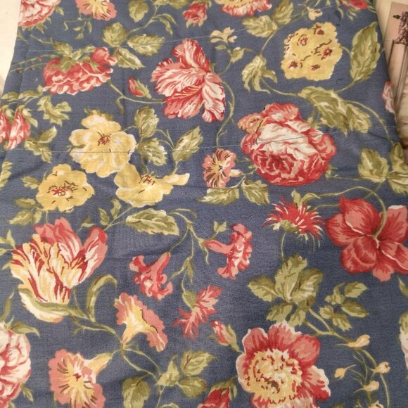 Waverly Garden Room Heirloom Collection Shaped Ruffle Valance 72x17 Blue Floral - Picture 5 of 12